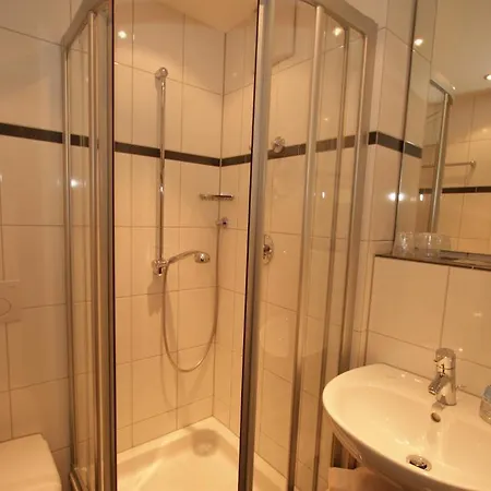 安妮酒店 3* 巴特诺因阿尔-阿尔韦勒